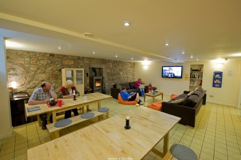 Ballater Hostel Екстериор снимка