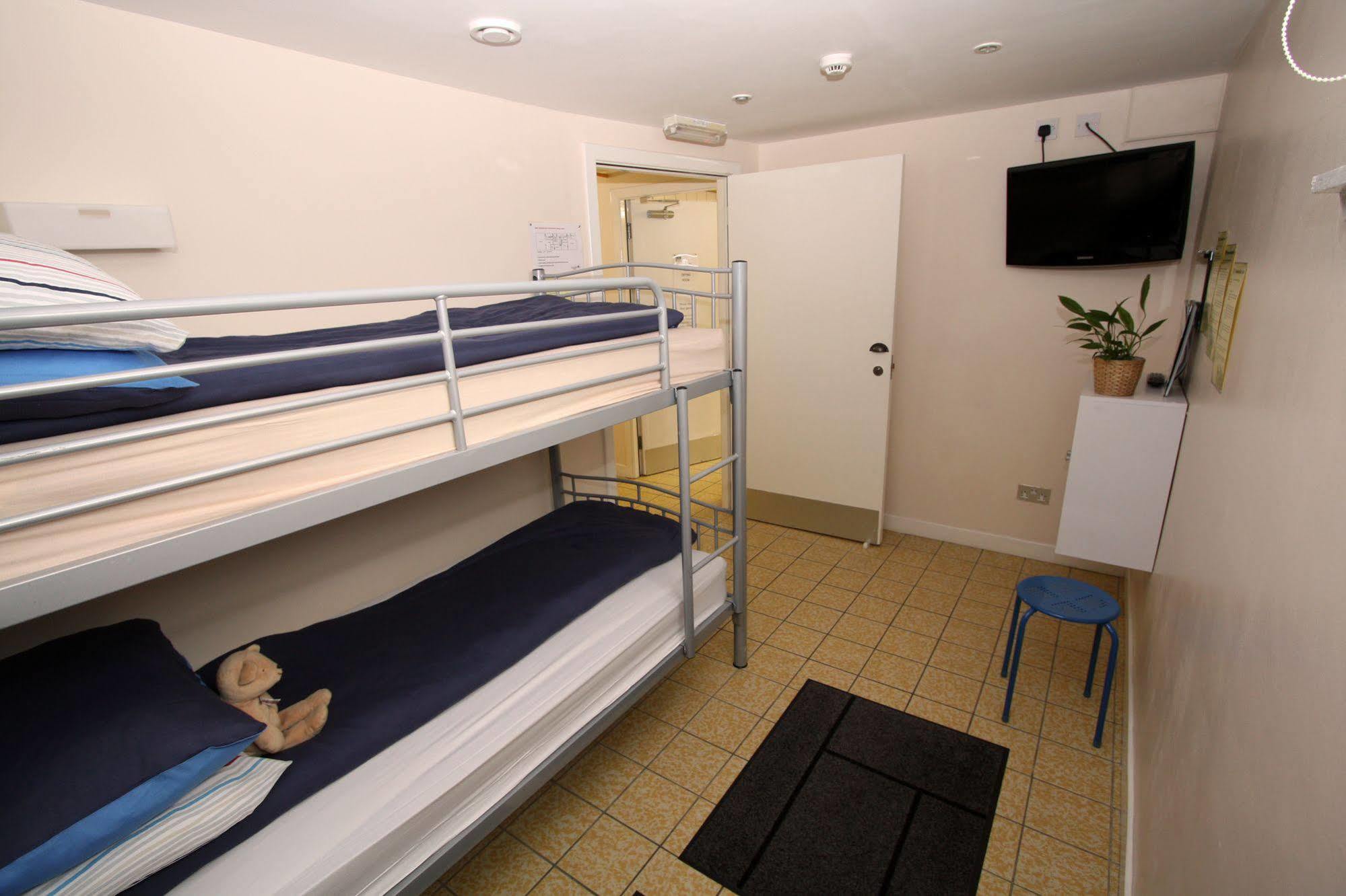 Ballater Hostel Екстериор снимка