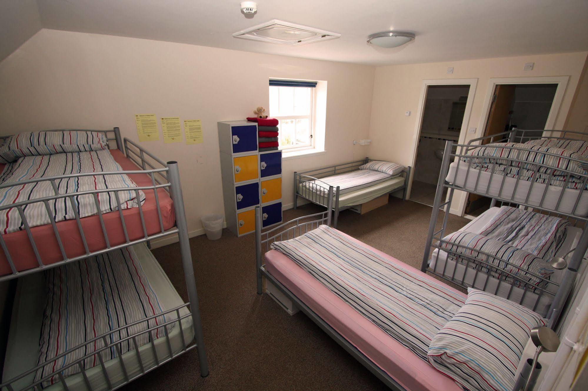 Ballater Hostel Екстериор снимка