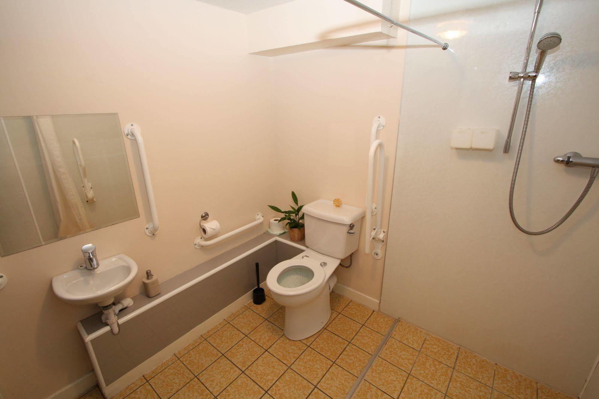 Ballater Hostel Екстериор снимка